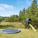 Jonka - 2km From The Sea By Interhome Nyaraló *