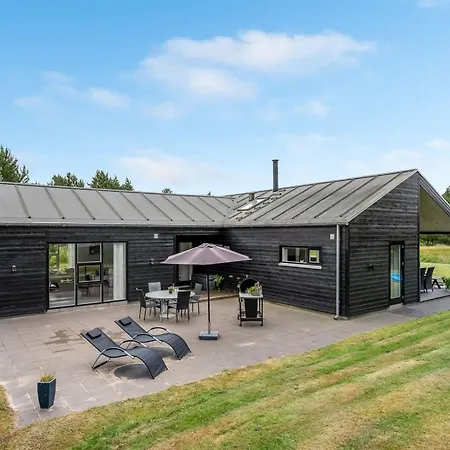 בית נופש Jonka - 2km From The Sea By Interhome בלבאנד