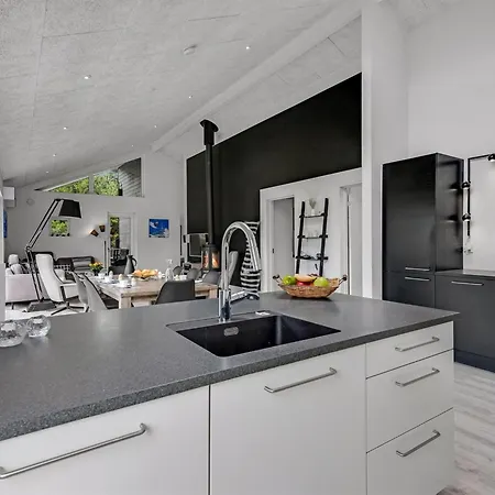 Jonka - 2km From The Sea By Interhome בית נופש בלבאנד