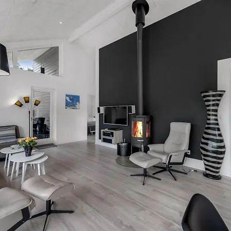 Jonka - 2km From The Sea By Interhome Blåvand