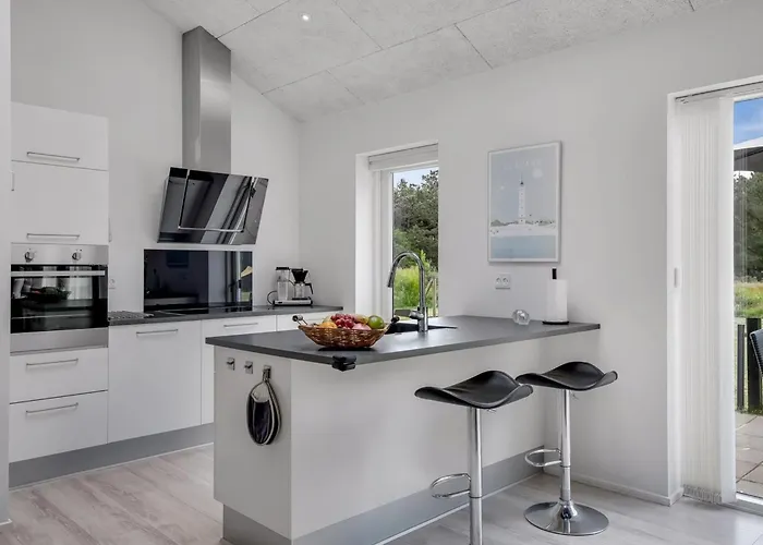 Jonka - 2km From The Sea By Interhome *